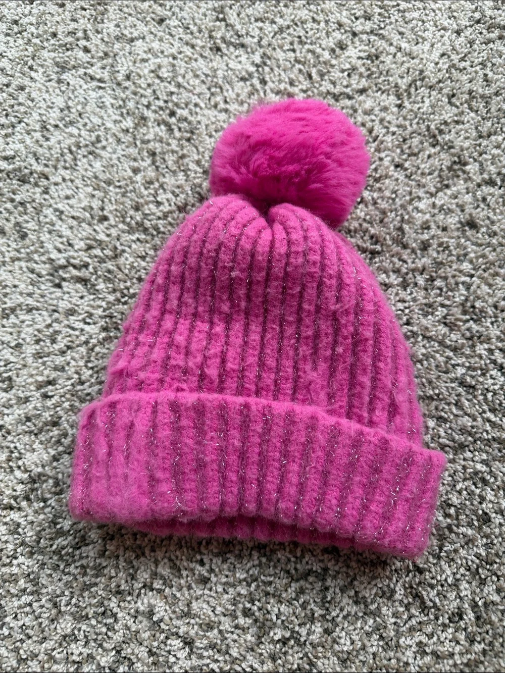 Children's Place girls Bright Pink Pom Knit Beanie with Heart Accent size 4-7